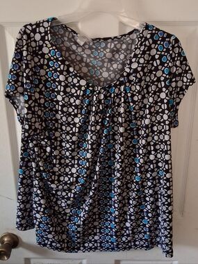 Worthington - Women's Casual Short Sleeve Blouse. Size 2X